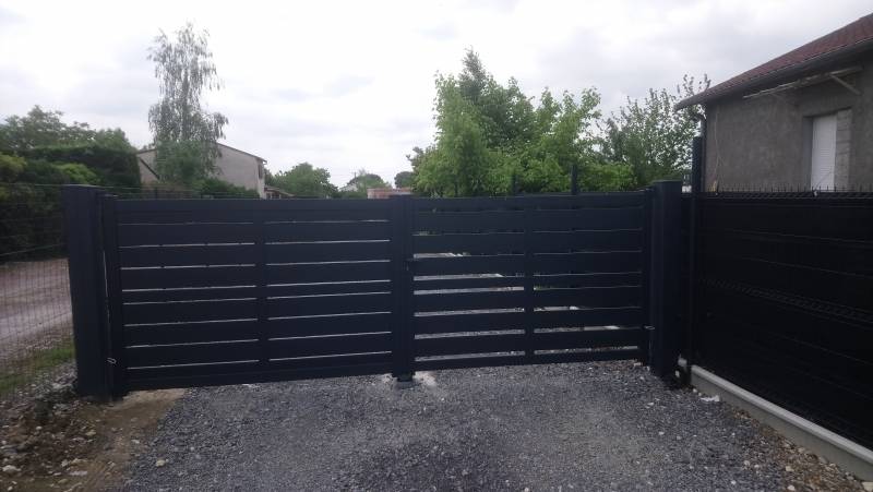 Portail 2 Vantaux en Aluminium TAEG Saint Sulpice et Cameyrac