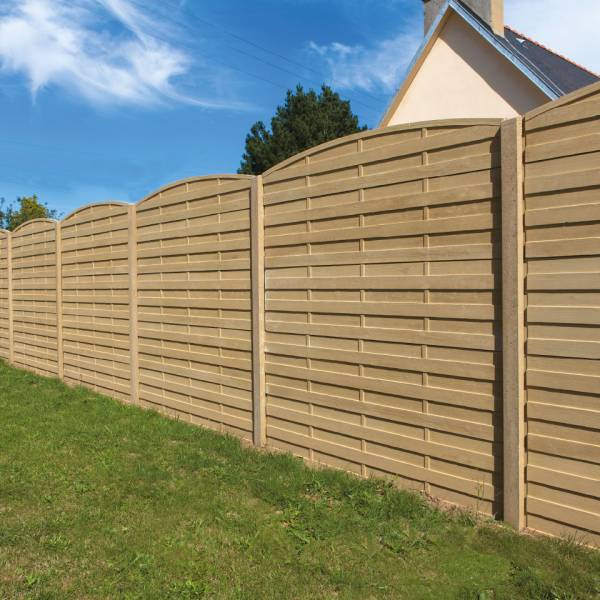 devis pour une pose de clôture plaque béton finition bois sur Libourne proche Saint André de Cubzac
